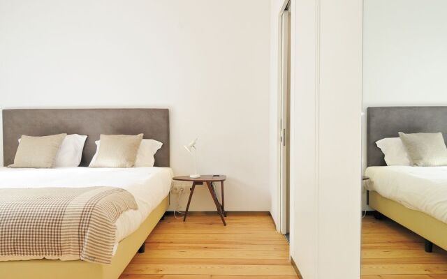 Condes de Azevedo Palace Apartments