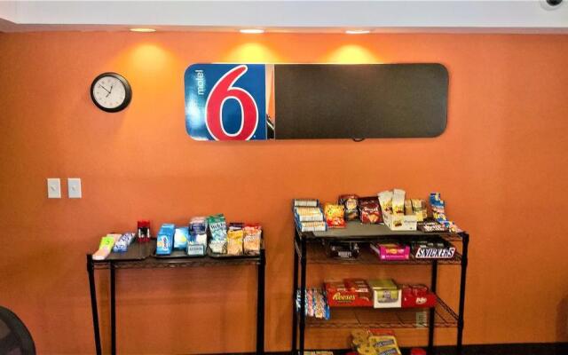 Motel 6 McMinnville