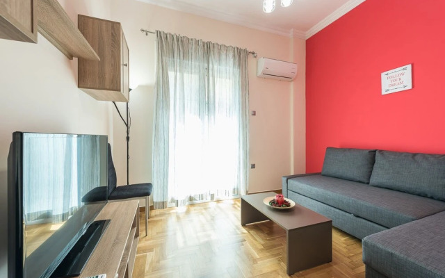 Stylish Home in Koukaki