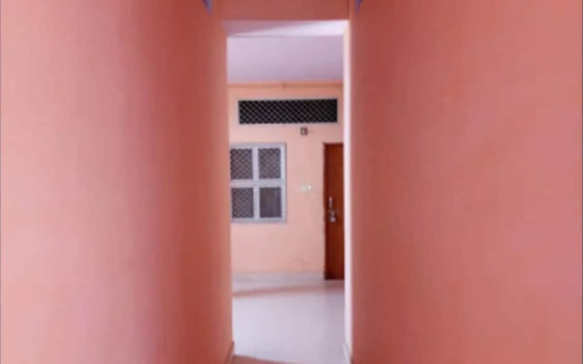 Goroomgo swastik Guest House Varanasi