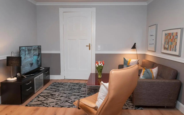 90qm Ferienwohnung Berlin Zentrum Nähe Prenzlauer Berg, 2 Bäder