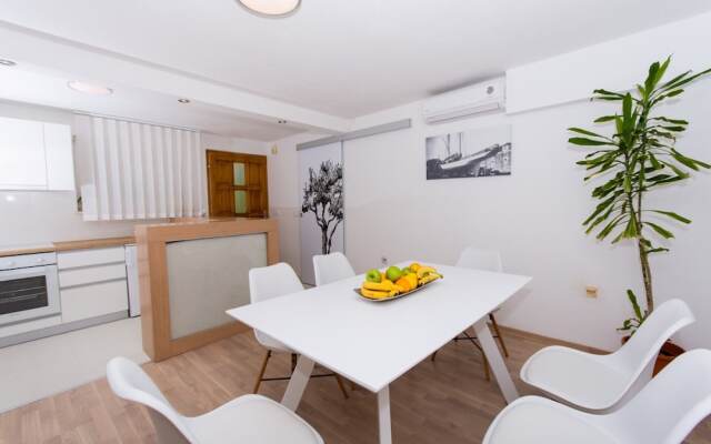 Apartment Vedran