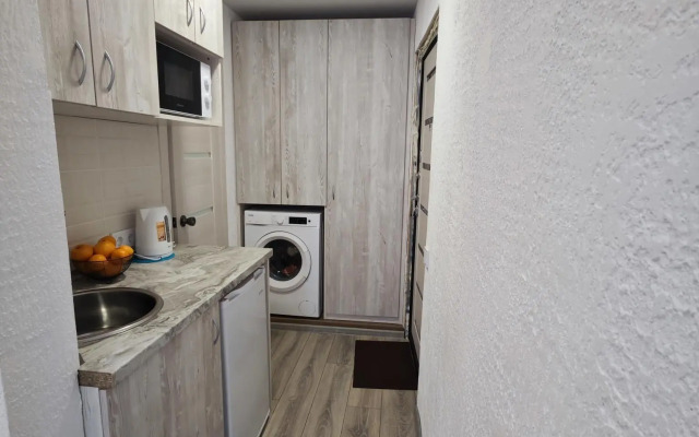 Апартаменты на проспекте Океанский 94