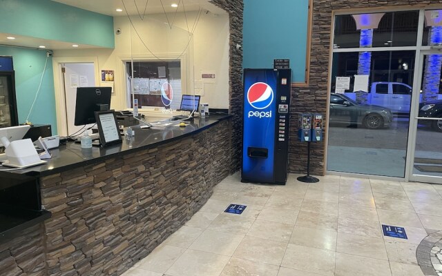 Howard Johnson by Wyndham Pecos