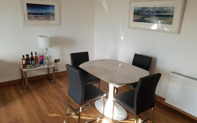 Royal Golf Apartments