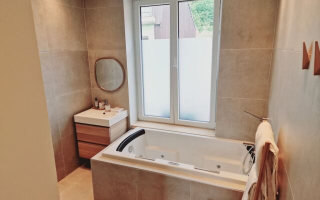 Zennon Rooms