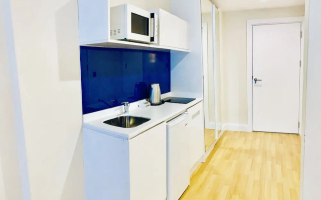 Royal Sea Breeze Apartment