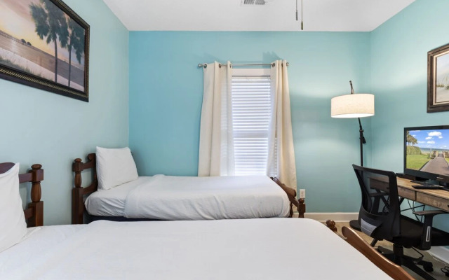 Magnolia North 102