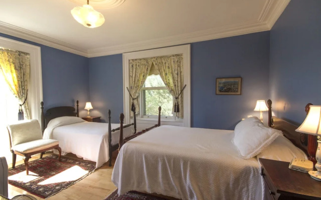 B&B Homeport Historic c1858