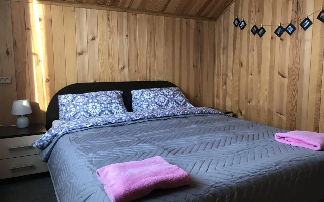 Guest house on Vesennya 32b
