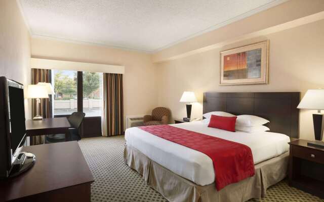 Ramada by Wyndham Newark/Wilmington