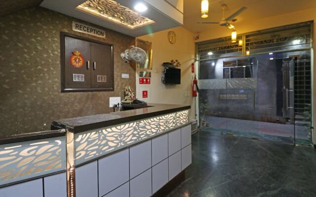 OYO 10414 Hotel Tushar Residency