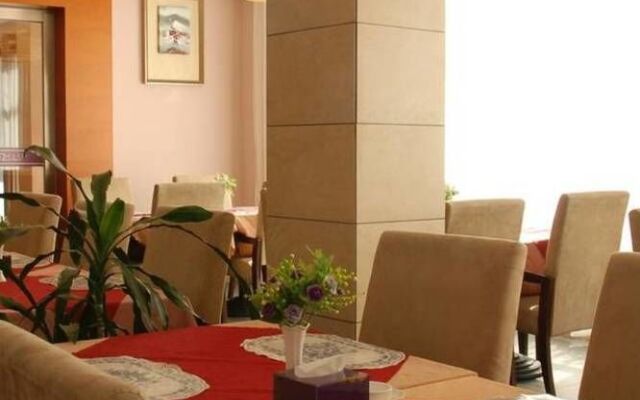 Huanying Living Hotel Shilong Branch