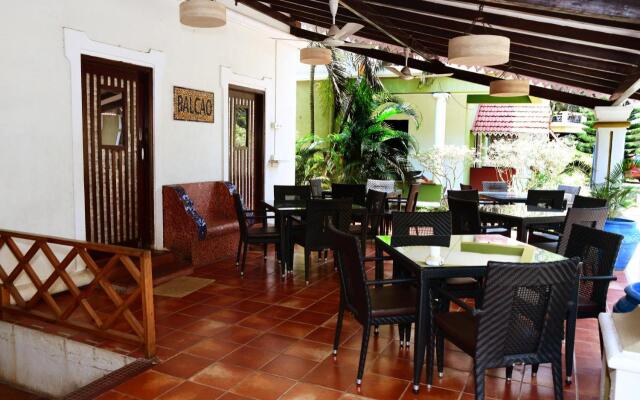 White Square Nirvana Holiday Villas