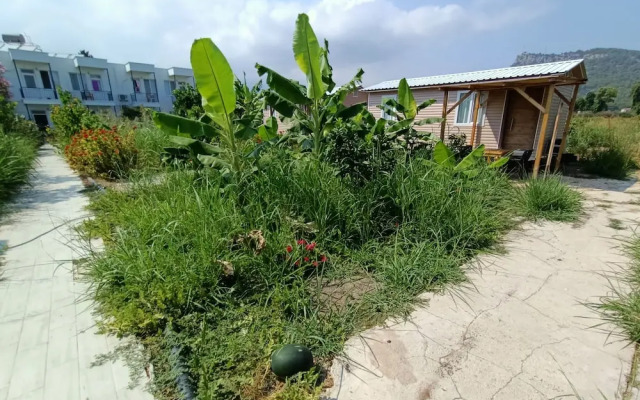 Kiris Garden Hotel