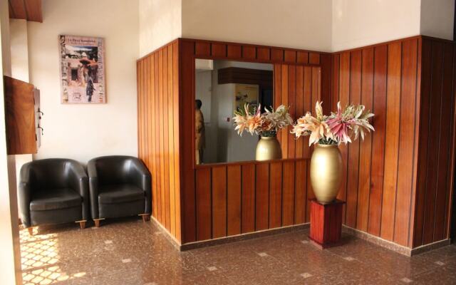 Hotel Mbouoh Star Palace