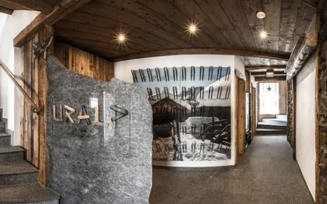 Uralp Royal by A-Appartments