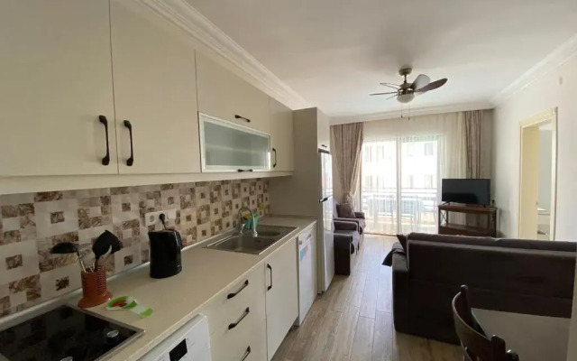 Diplomat Suites