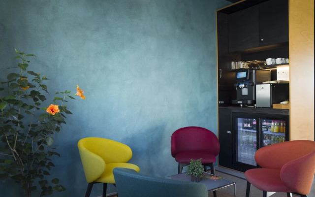 Riva Rooms & Studios