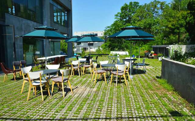 Paju Yemak Art Hall Pension