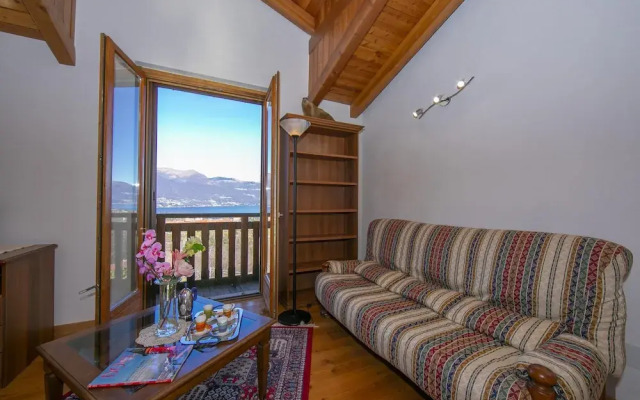 Il Lago Blu Loft With Pool