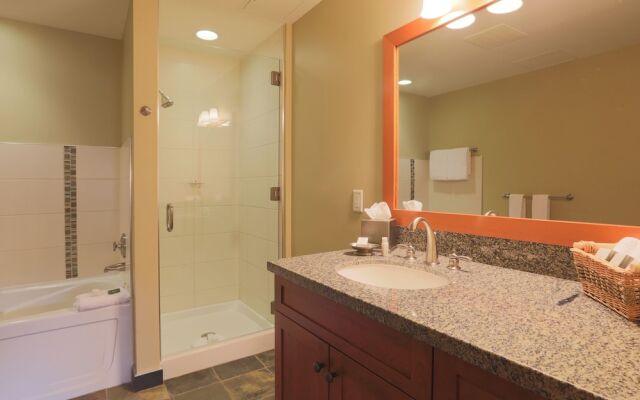 Capitol Peak Lodge by Snowmass Mountain Lodging