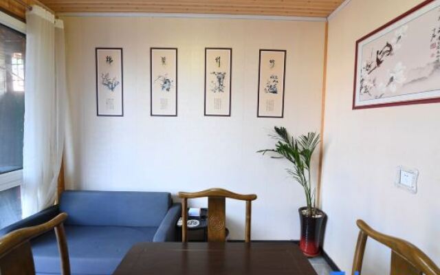 7080's Guest House