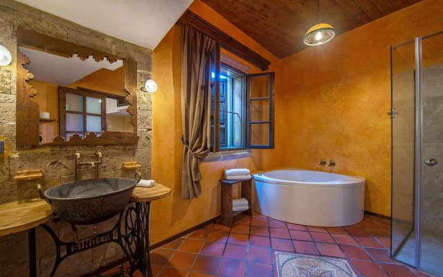 S. Nikolis Historic Boutique Hotel
