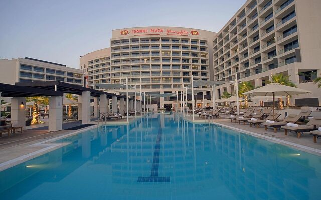 Crowne Plaza Abu Dhabi Yas Island, an IHG Hotel