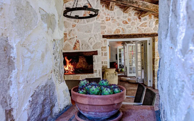 Stone House Anfitrite