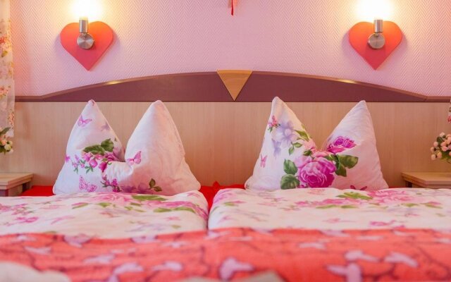 Haus Troja / Pension Katy