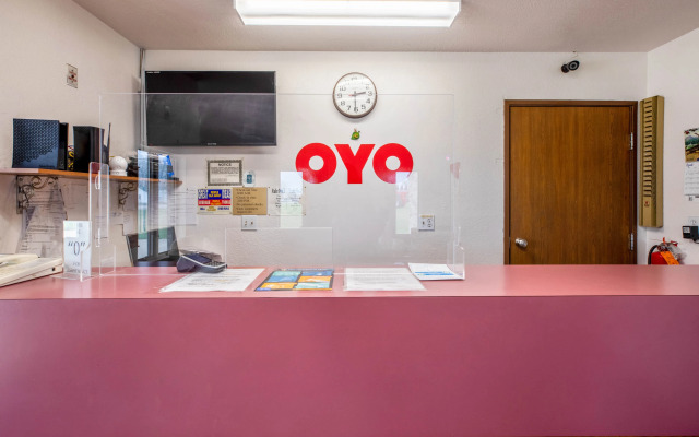 OYO Hotel Chesaning Route 52 & Hwy 57