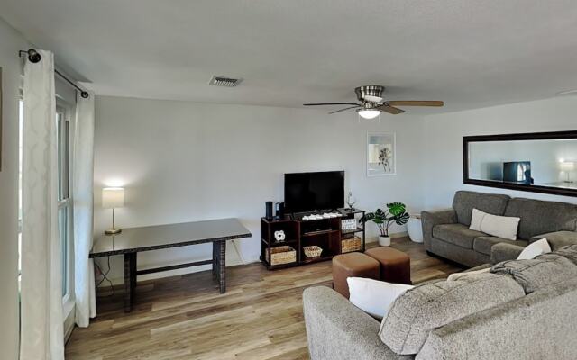 Rpd509- Palm Paradise