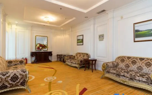 Ruixiang Hotel (Foshan Jun'an Country Garden)