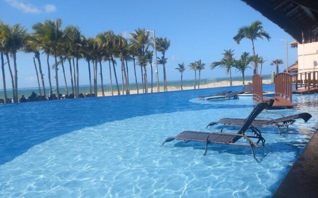 Riviera Beach Place Golf Residence