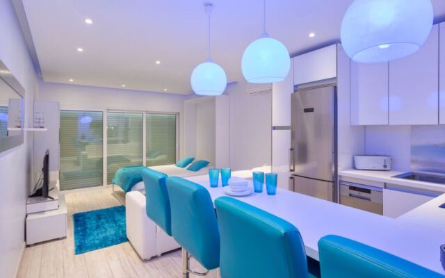 Dream View 50m from the beach