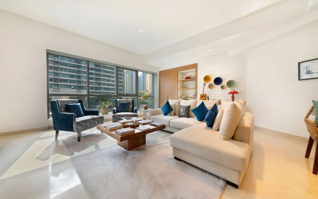 Maison Privee - Stunning 3-Floor Villa w/ Kids Room and Rooftop Terrace over Dubai Marina