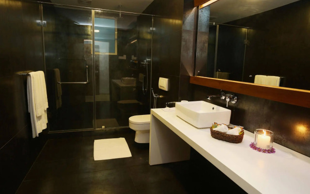 Randholee Resort & Spa