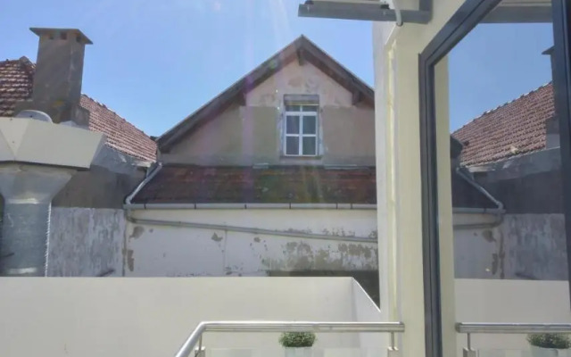 Near The Beach Apartments