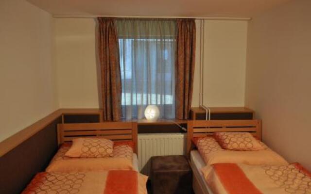 Tolnaricum Apartments
