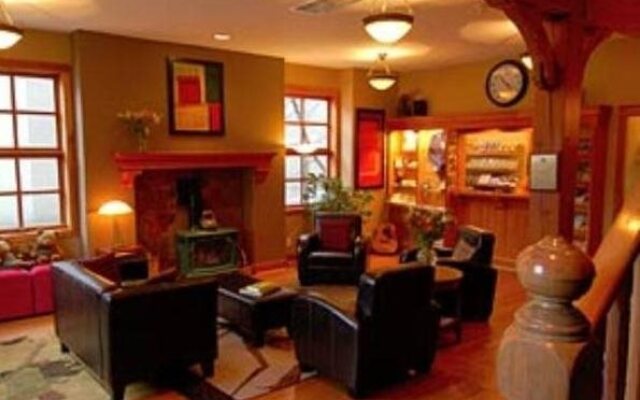 Dancing Bear Inn Hostel