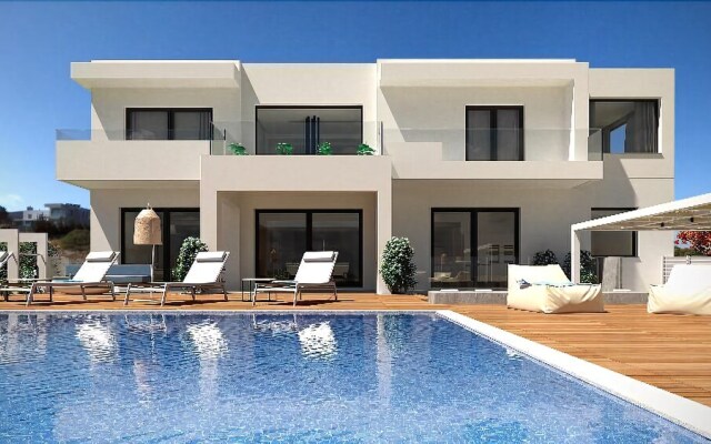 Thea Sunrise Luxury Villa
