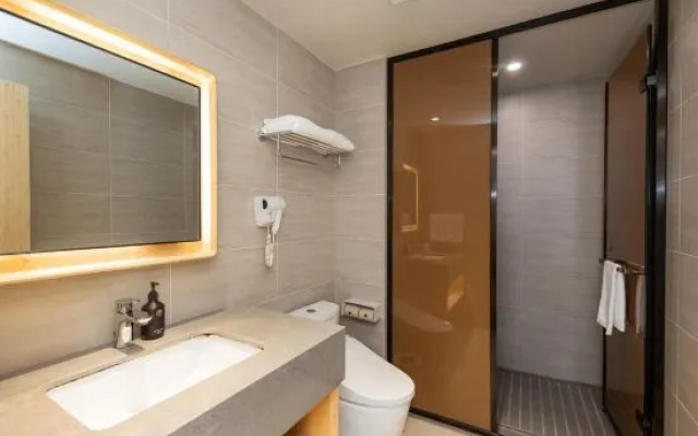 Ji Hotel (Shanghai Bund Ningbo Road)