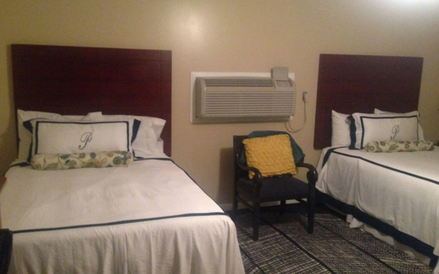 Pleasure Point Inn & Suites