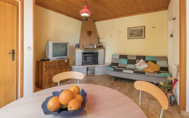 Stunning Home in Rakalj With Wifi and 2 Bedrooms