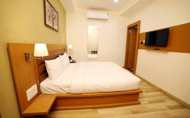 Banyan Hotel&Restro