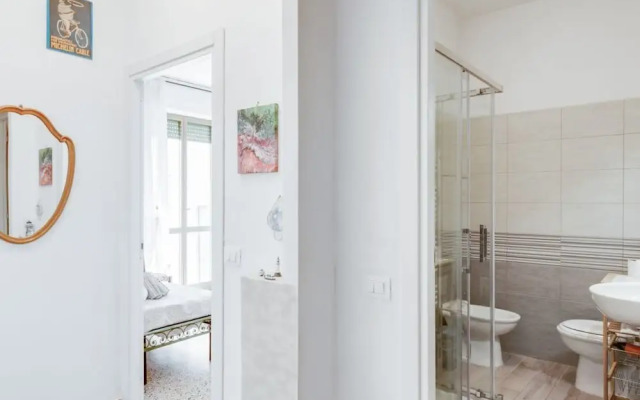 Railway Station Huge & Luminous Apartment x8