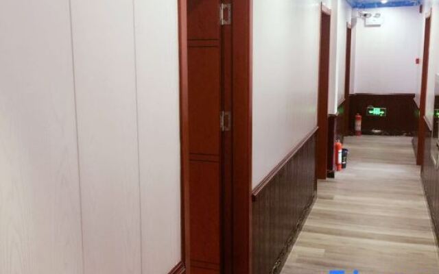 Tongling Junlai Hotel