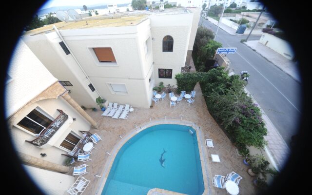 Al Jasira Suites & Spa