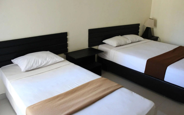 Hotel Ayu Beach Inn